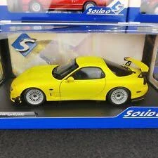 Mazda RX7 miniature 1/18e