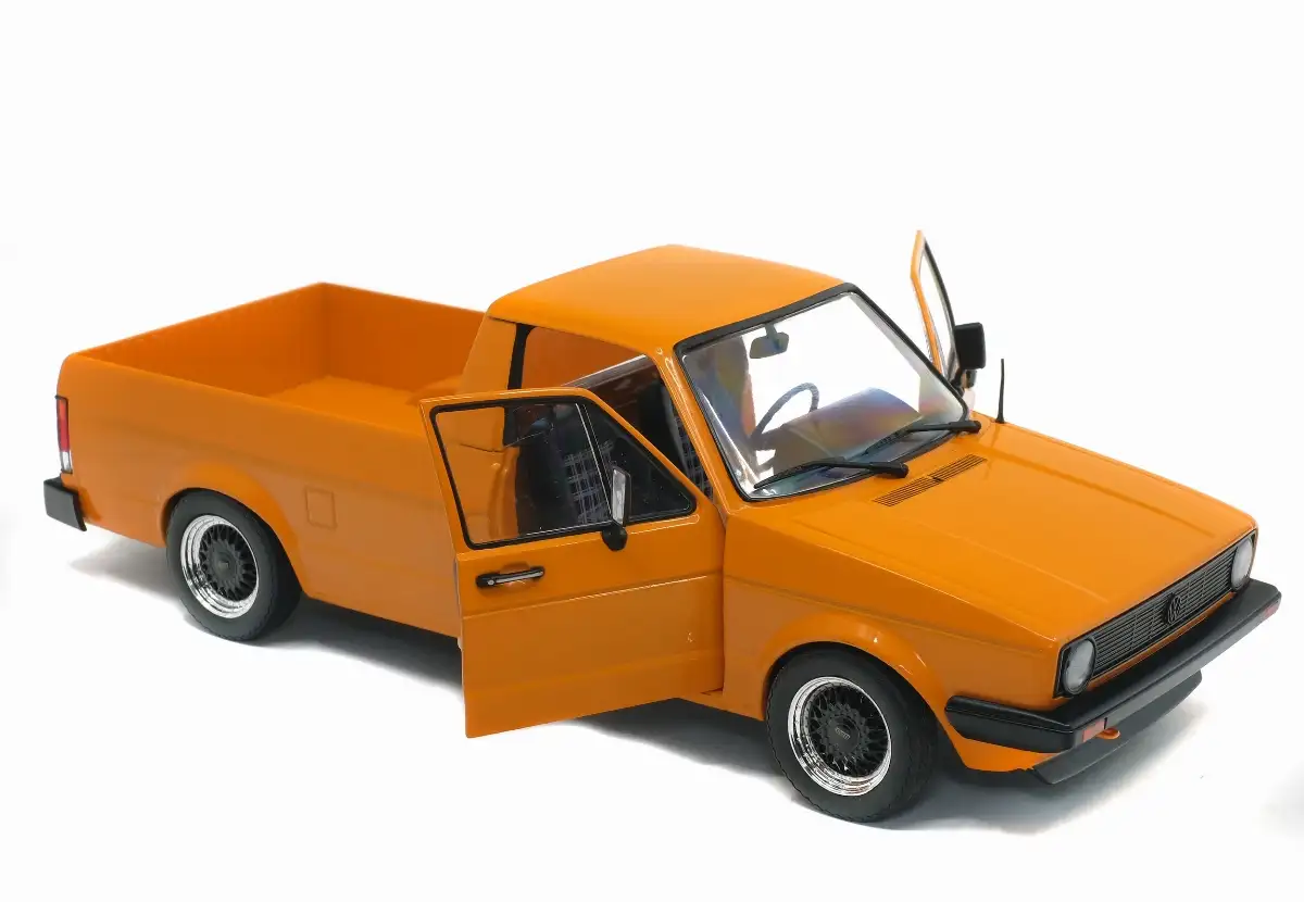 Volkswagen Caddy miniature 1/18e